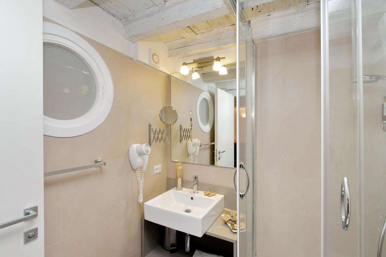 B&G Navona Apartment روما المظهر الخارجي الصورة